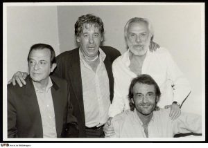 José Agustín Goytisolo, Paco Ibáñez, Georges Moustaki y Luis Eduardo Aute.